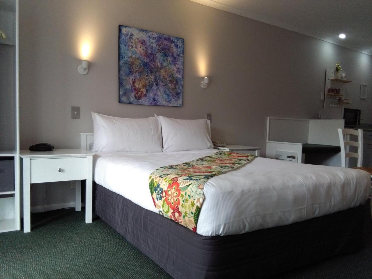 Colonial Lodge Motel Taupo Dış mekan fotoğraf