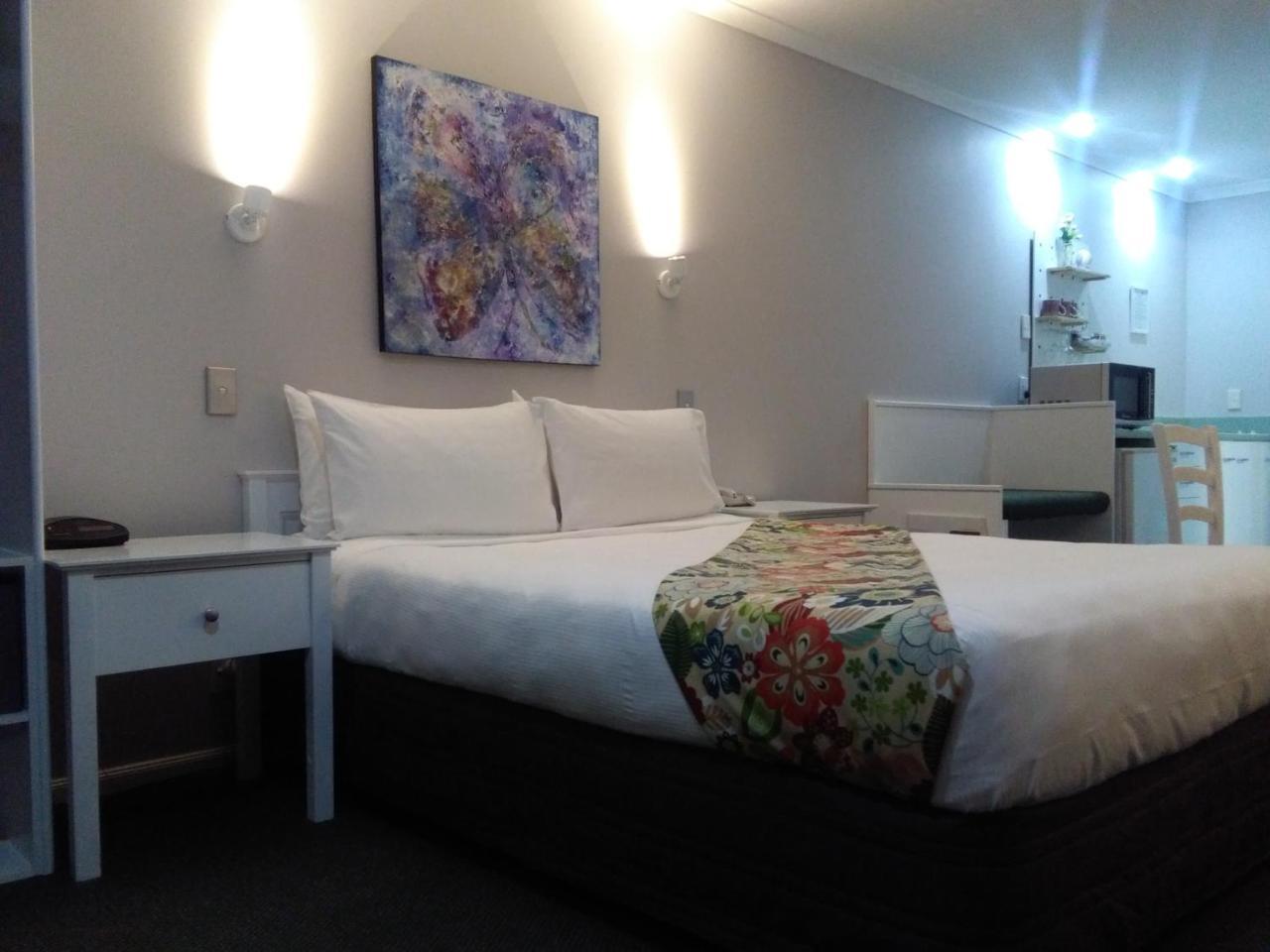 Colonial Lodge Motel Taupo Dış mekan fotoğraf