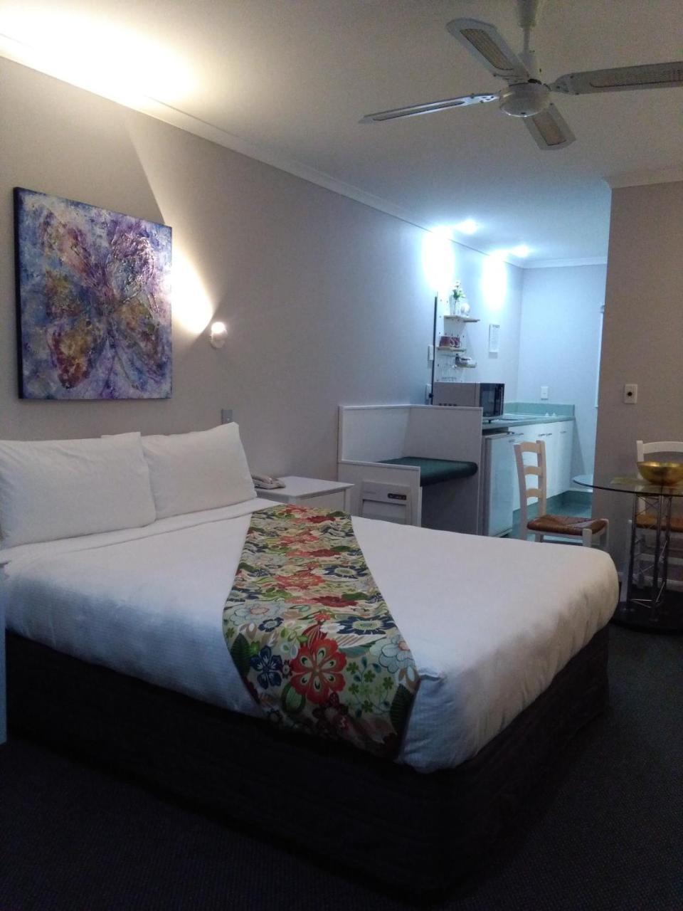 Colonial Lodge Motel Taupo Dış mekan fotoğraf